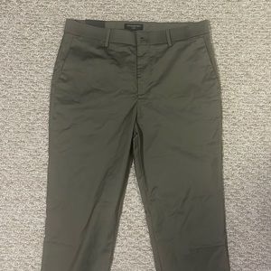 Banana republic Core Temp Chino for men | Size 34x32